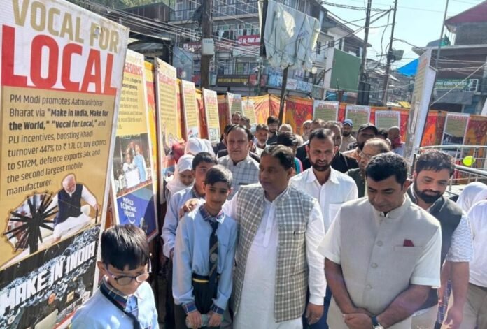 Sat Sharma at Namo Exhibition in Kashmir